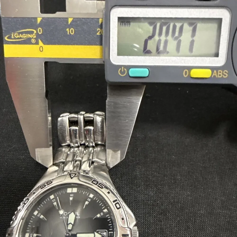 Fossil runs great